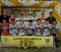Estudantes da Barão são campões de Futsal na 19ª Supercopa América de Futsal