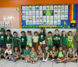Estudantes da Barão Internacional celebram o Saint Patrick's Day