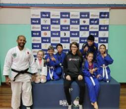 Estudantes participam da 8ª Copa Barão de Judô